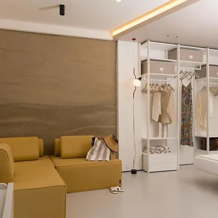 Maree Boutique - Marina Di * ピッツォ